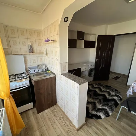 L&a - Spitalul Judetean Apartment